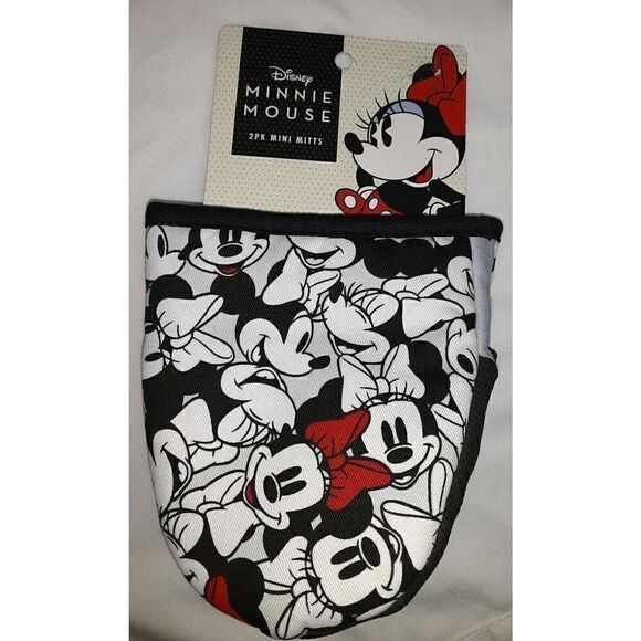 Disney Minnie Mickey 2 Pack Mini Oven Mitts , NEW - Picture 2 of 2